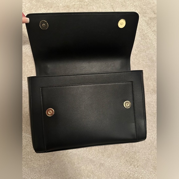 Moschino black purse - Picture 2 of 4